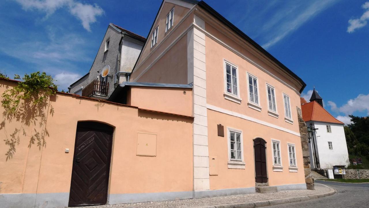 Apartman Horsovsky Tyn ภายนอก รูปภาพ